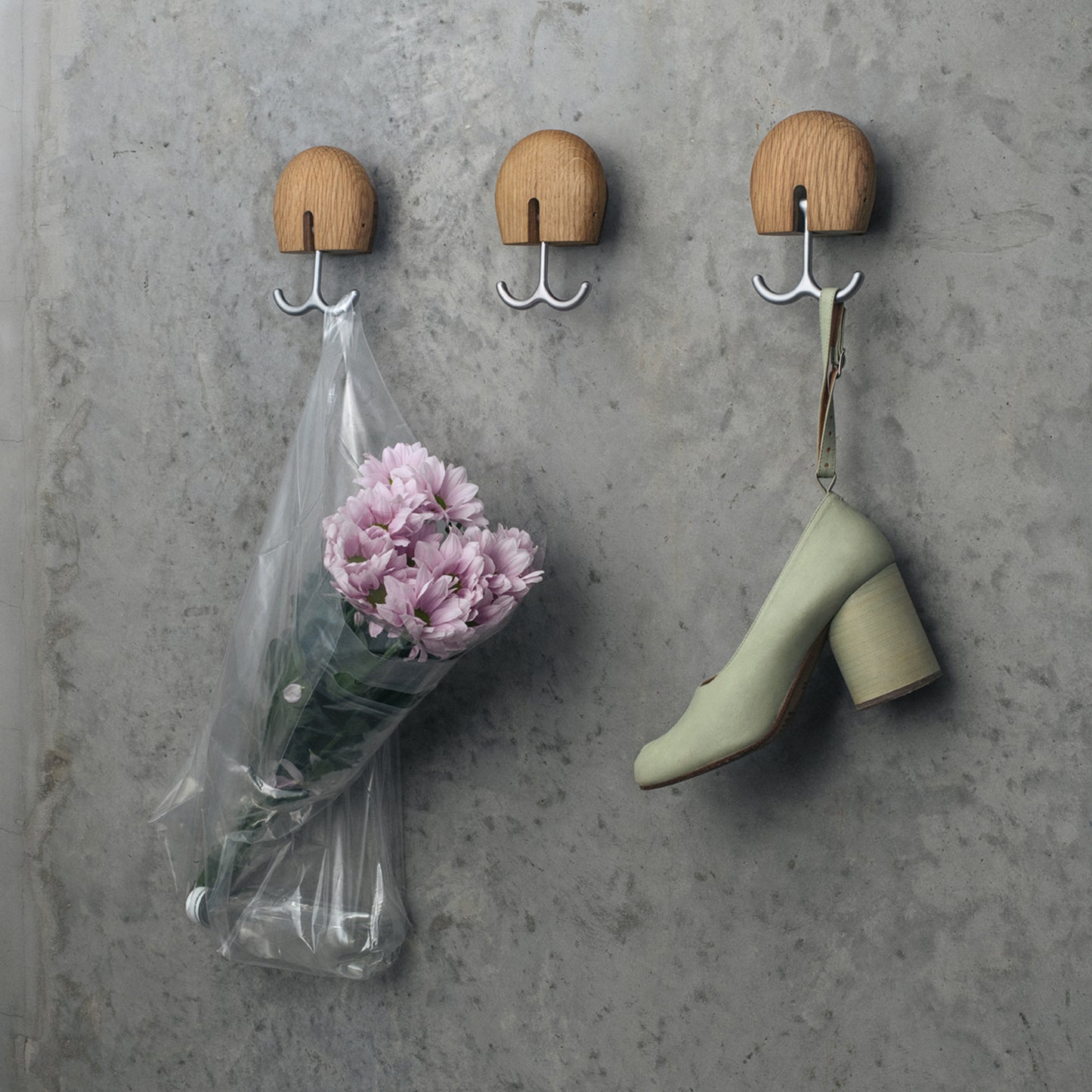 Massproductions Hercule knagg, oljet eik