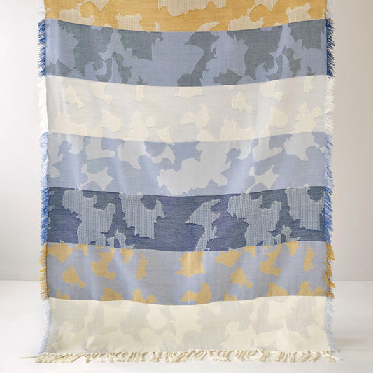 Plesner Patterns "Heritage" i blått.