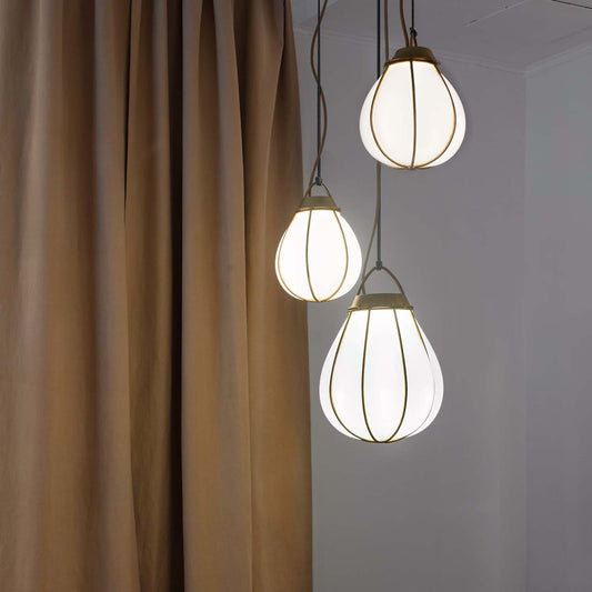 Utstillingsmodell av "Hobo" taklampe fra örsjø.