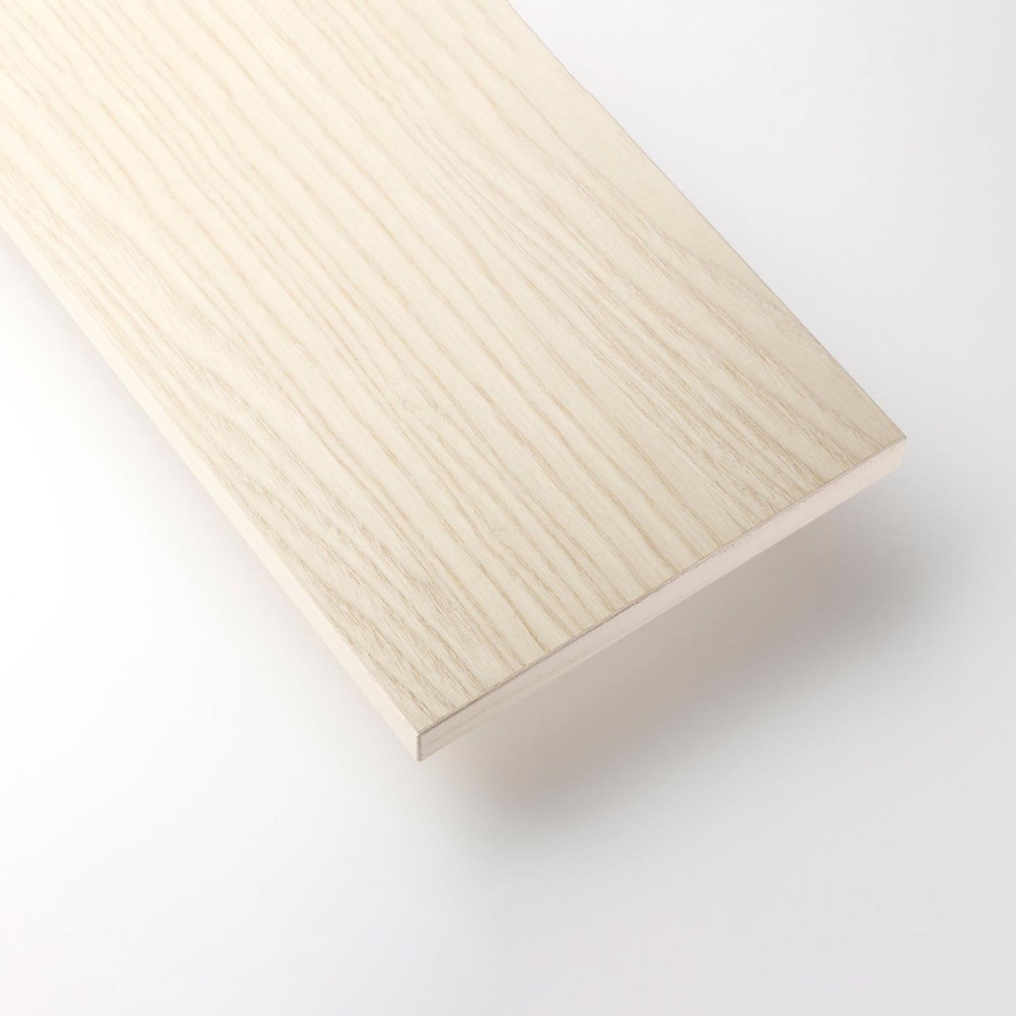 String hyllepakke. 3.pk. 58 x 30 i ask. Bestillingsvare.