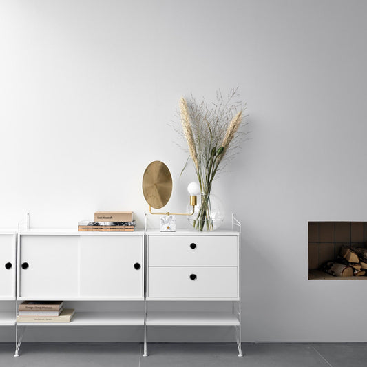 String hyllepakke. 3.pk. 58 x 30, i hvit. Bestillingsvare.