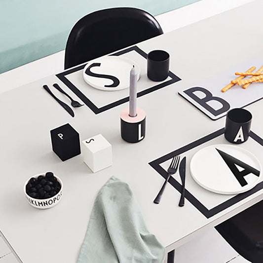 Design Letters D Tallerken, Hvit