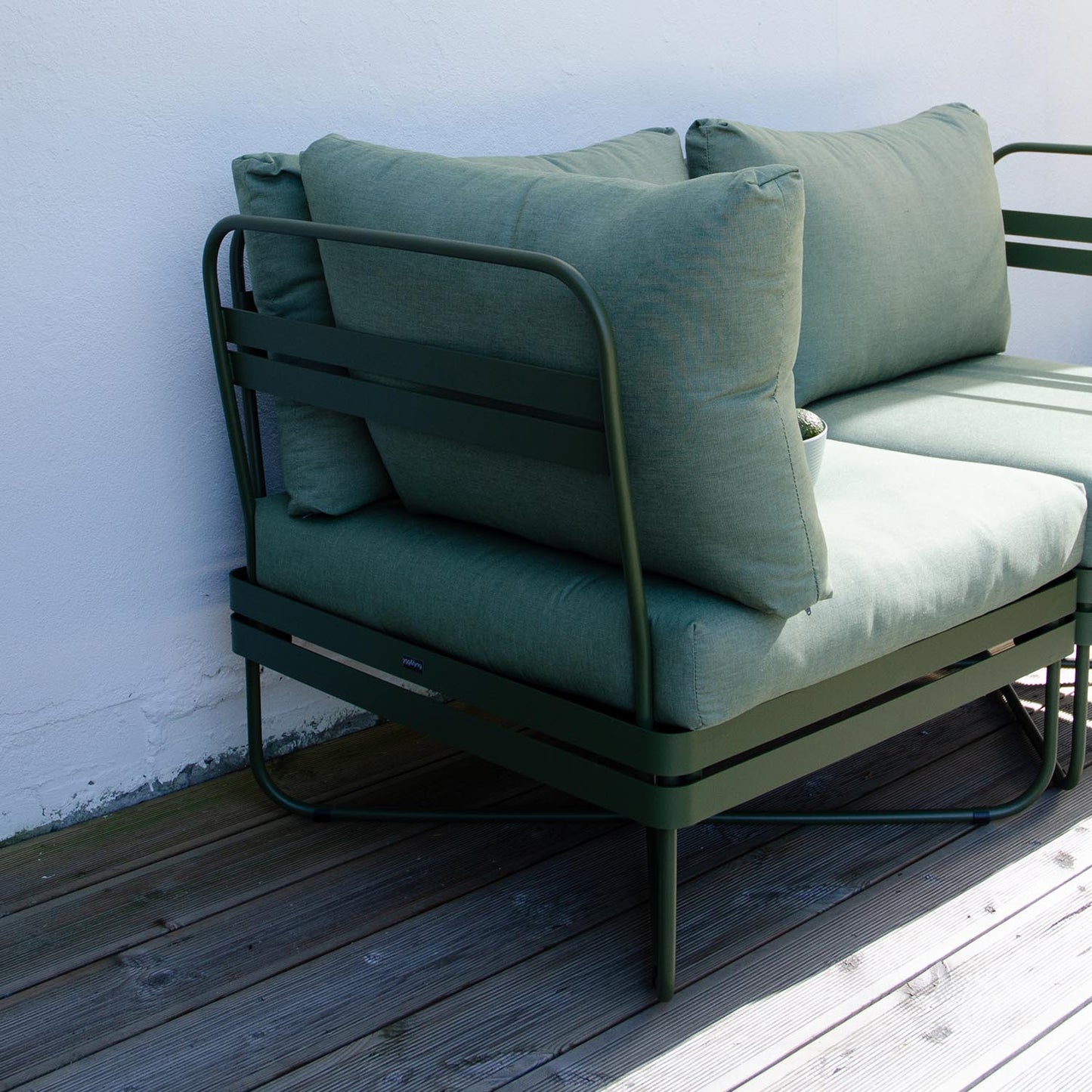 Bris utesofa fra Ygg&Lyng. 2- seter i flere farger.