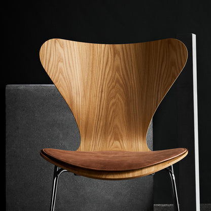 Fritz Hansen setepute til Serie-7 stoler. 4 stk.