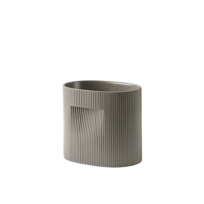 Muuto Ridge blomsterkrukke.Stor 24 cm. Flere farger. Bestillingsvare.