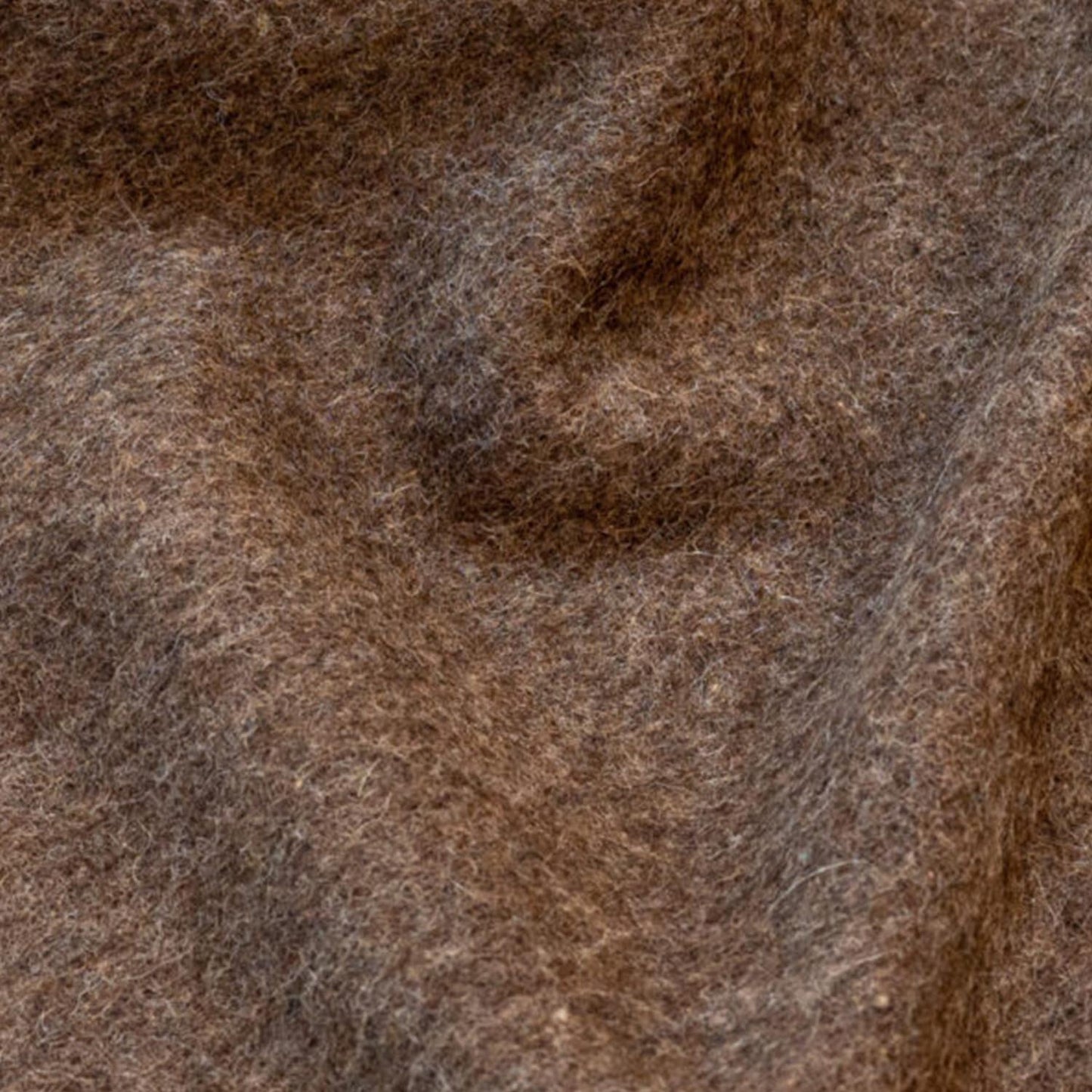 Sibast alpakka ullpledd i mørk brun. Bestillingsvare.