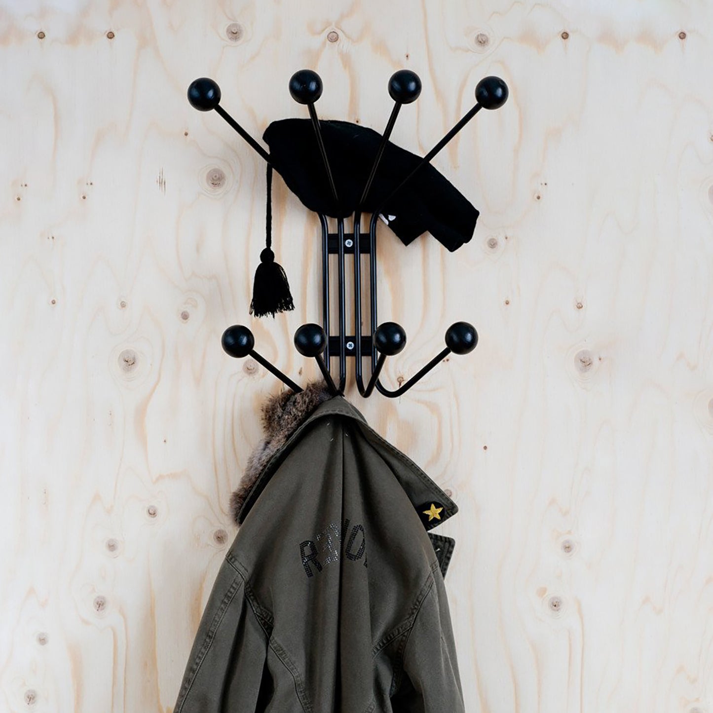 maze Bill, Small Kleshenger, Sort