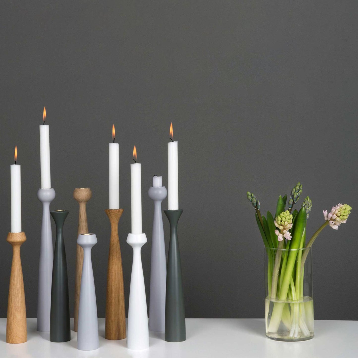 Applicata Blossom Tulip lysestake lysegrå