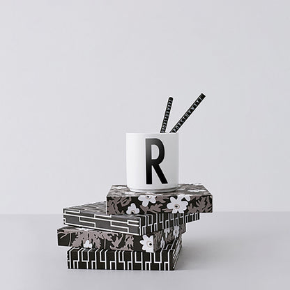 Design Letters B Porselen Kopp, Hvit