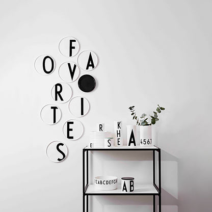 Design Letters Y Tallerken, Hvit